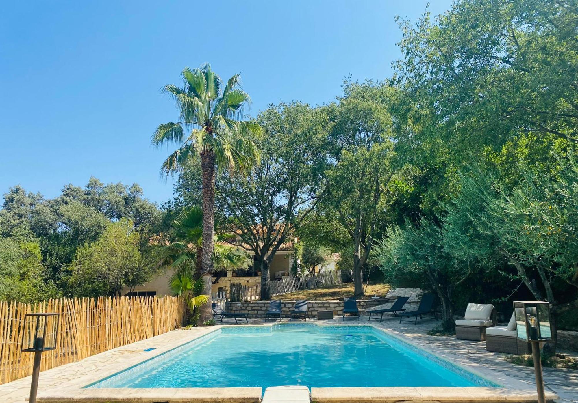 Magnifique Villa Typique Du Sud Avec Piscine Privee Et Jardin Mediterraneen Saint-Vincent-de-Barbeyrargues المظهر الخارجي الصورة